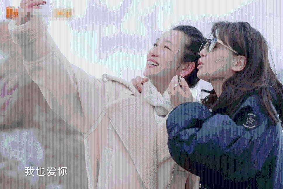 漂亮女孩扮精灵